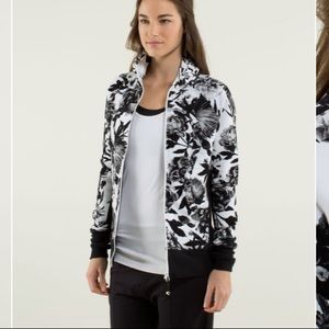 Lululemon Warm & Cozy Black & White Floral Jacket